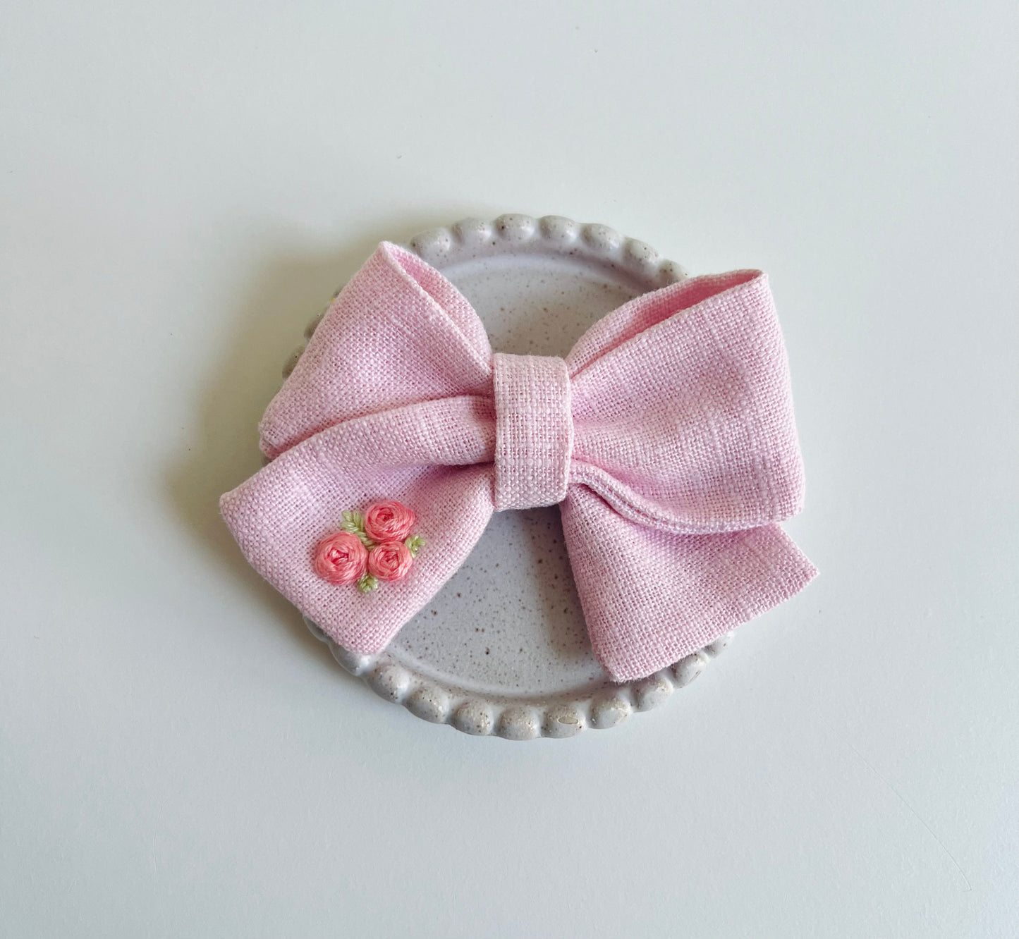 Tess embroidery hair bow/ Large
