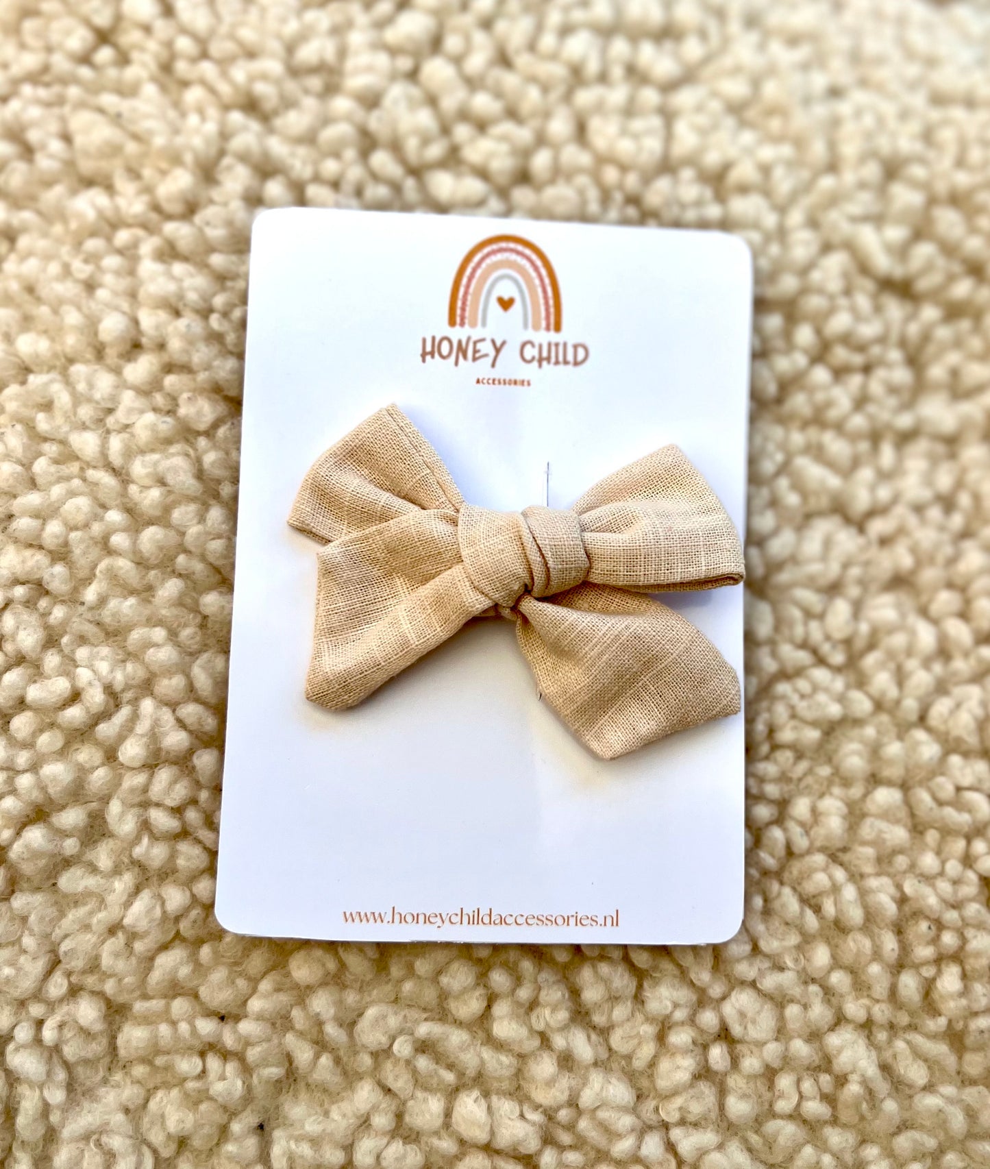 Sophie bows