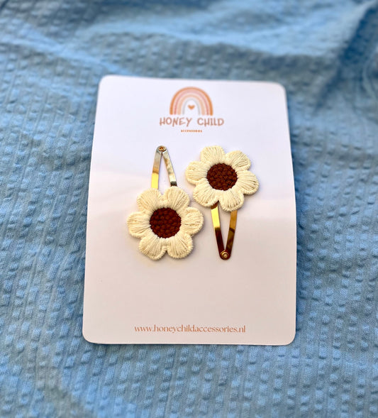 Nora hair clips