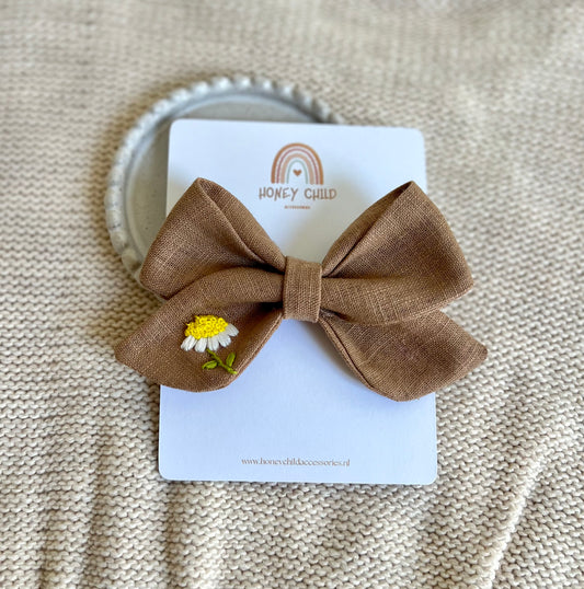 Daisy Bloom Bow