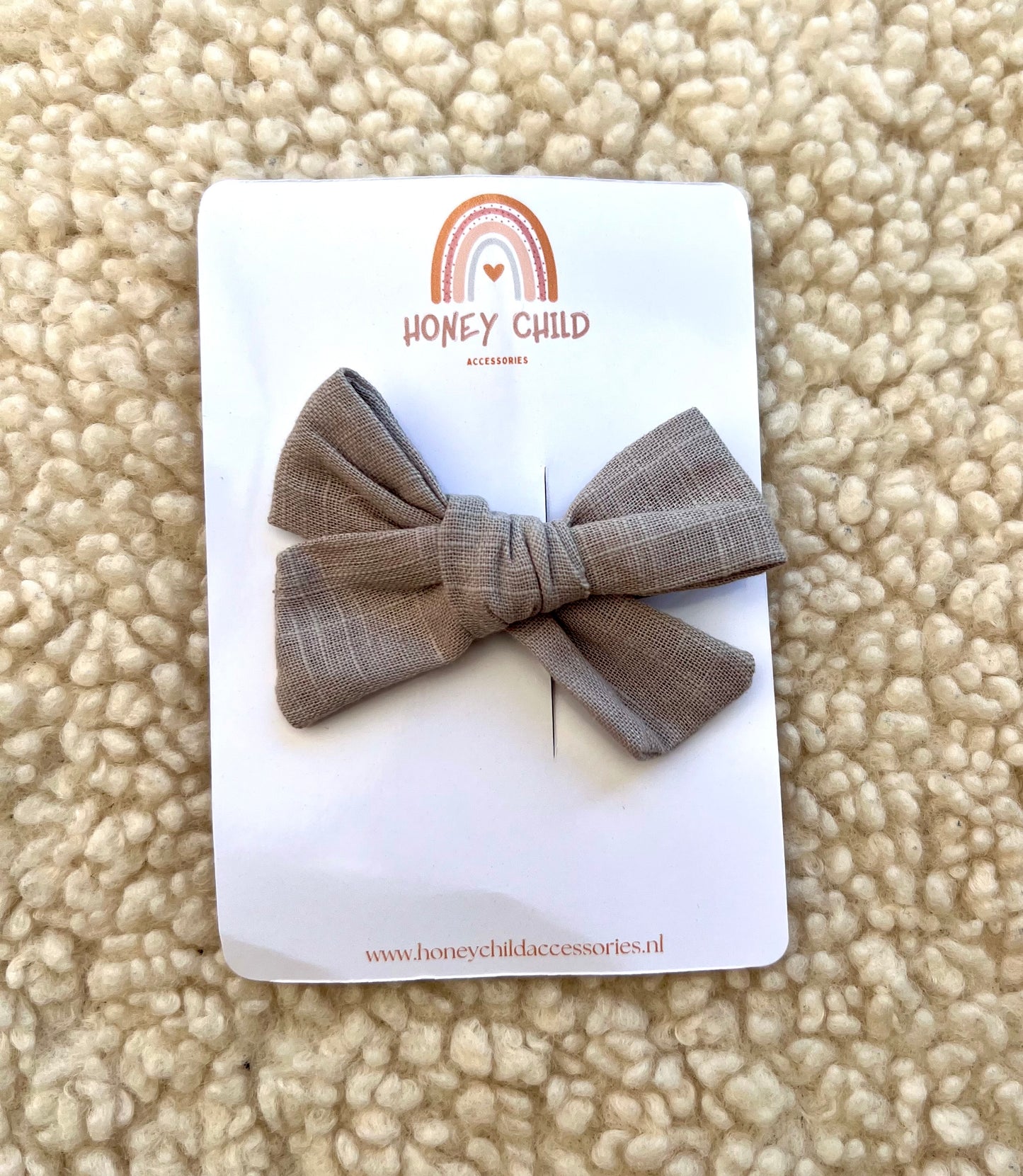 Sophie bows